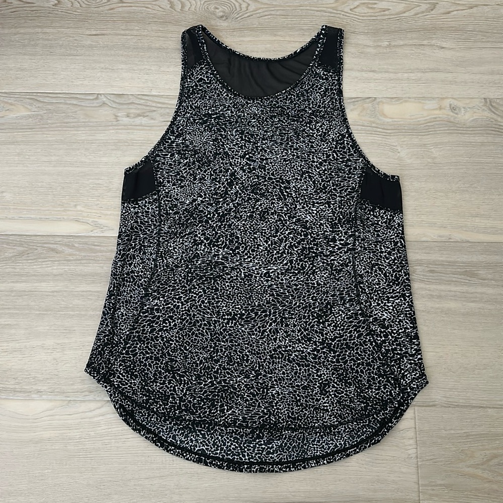 Lululemon Sculpt Tank Top - Size 4 or 6